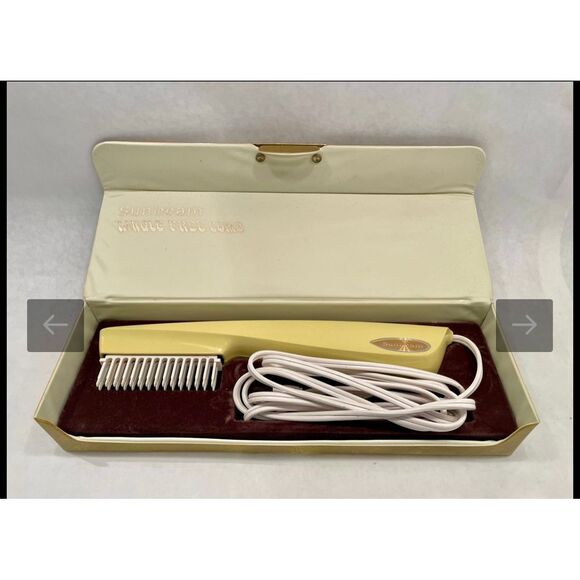 Sunbeam Other - Vintage Sunbeam Tangle Free Electric Comb (1972)
